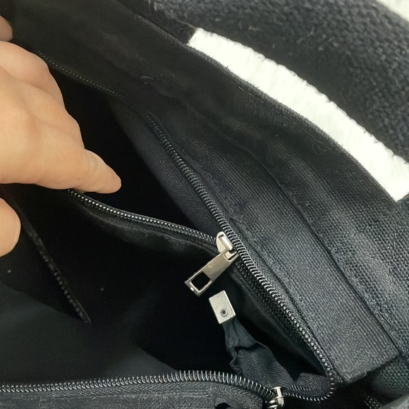 Canvas Sling bag - Picture 9 of 12